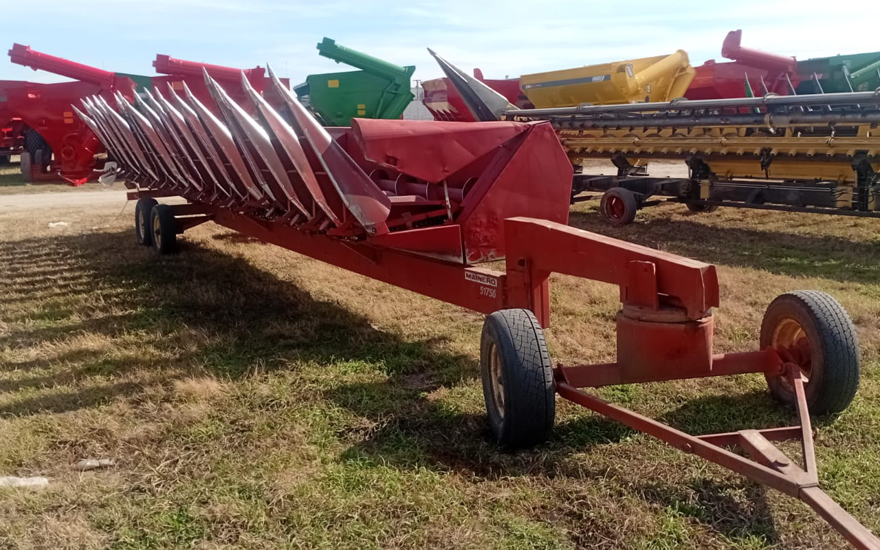 Cabezal maicero Usado – 16 surcos a 52cm – INT 688