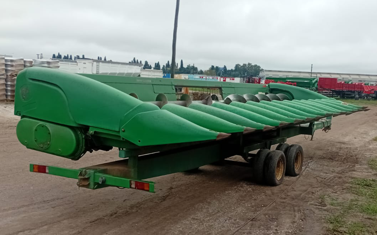 Cabezal maicero Usado – 14 surcos a 52cm – INT 667 - Imagen 1
